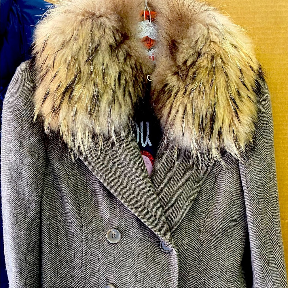 Old school, juicy double breasted coat